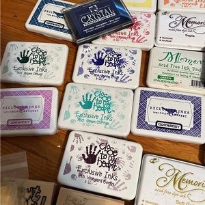 30 rubber stamps and 10 ink pads